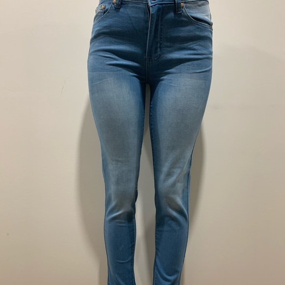 Medium blue Colombian stretch push up skinny jean - Picture 2 of 4